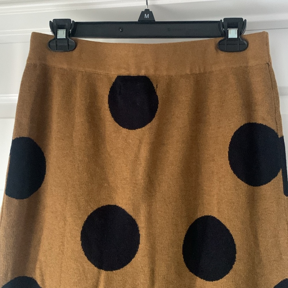 Who What Wear Brown & Black Polka-Dot Sweater & Midi Skirt Set - Picture 11 of 16